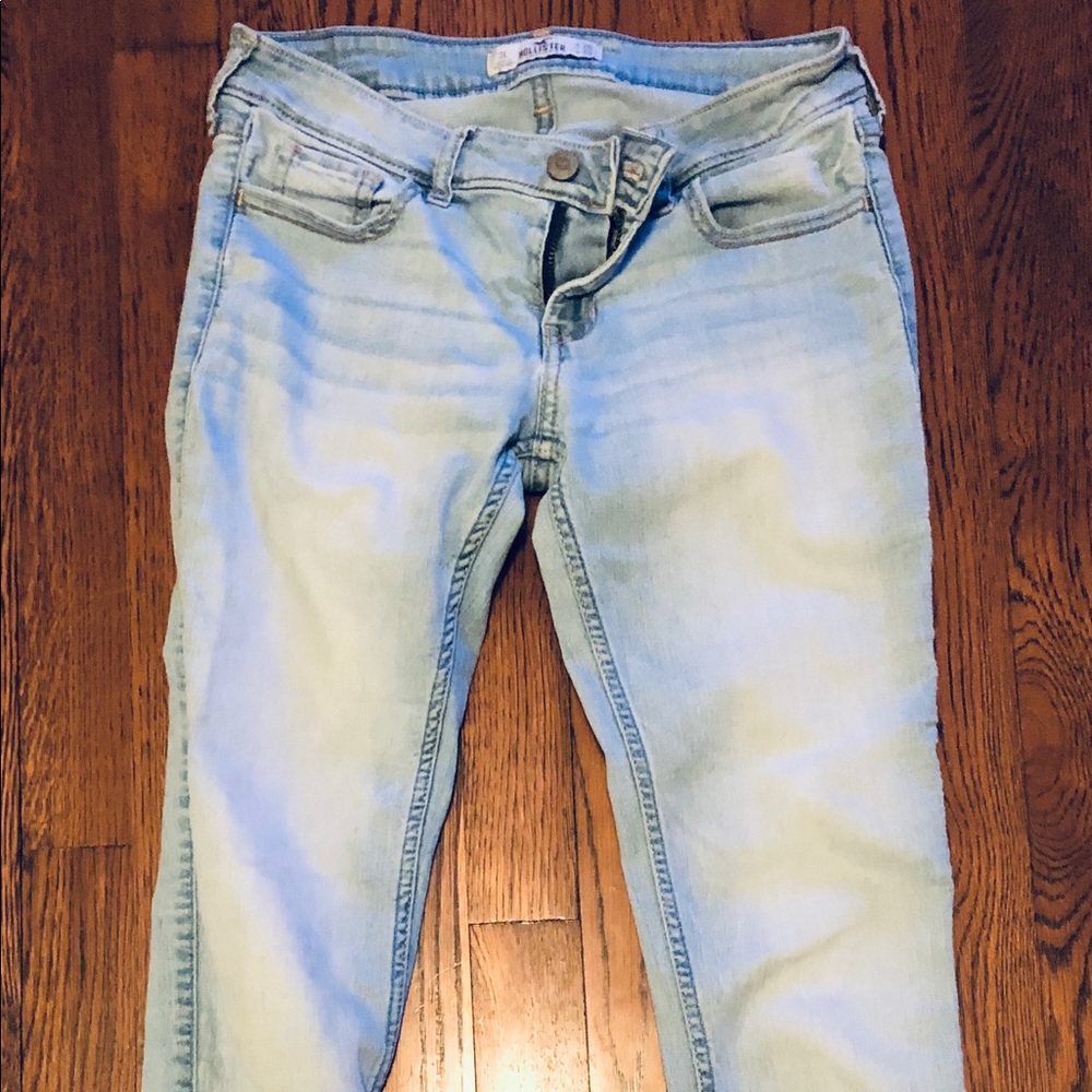 Hollister skinny jeans